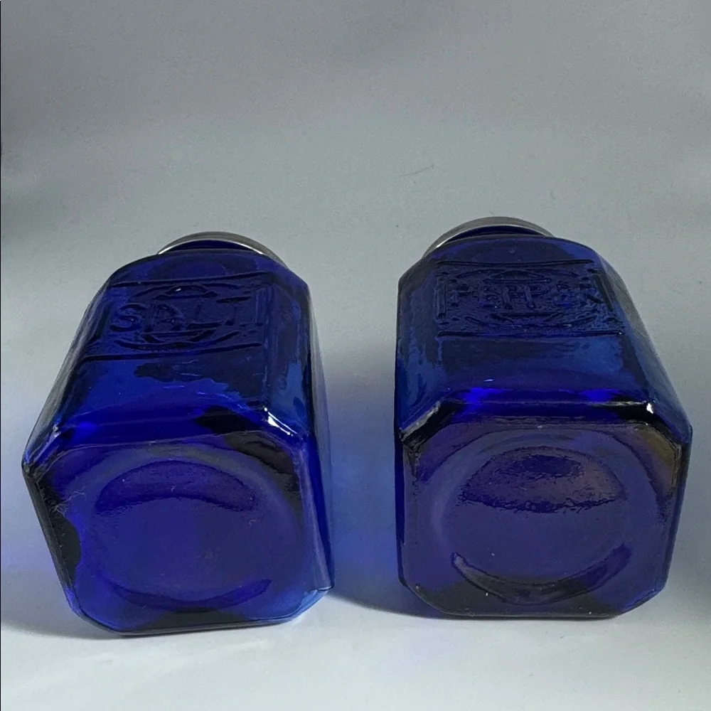 Colbalt Blue Salt and Pepper Shaker Set - Picture 3 of 5
